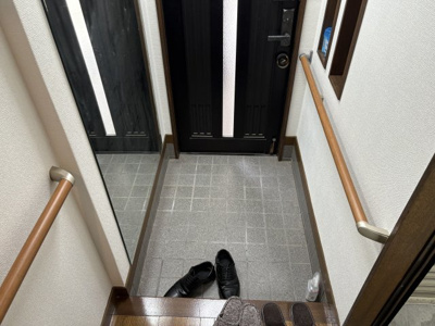 【玄関】 | 西加賀屋戸建