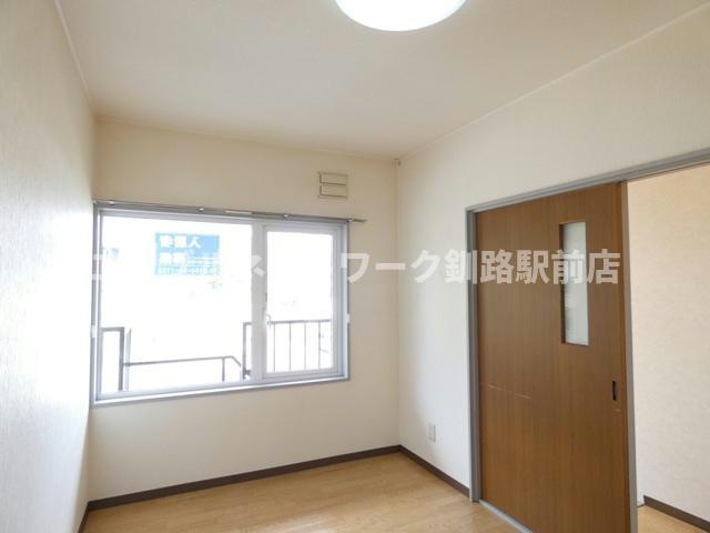 グリーンヒル８８の洋室