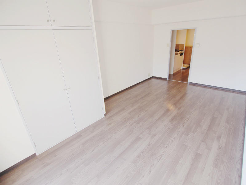 シャルマンSの洋室