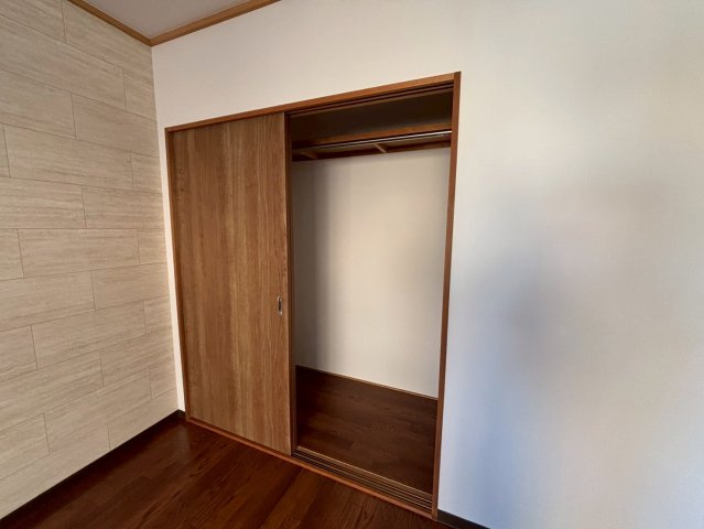 クレスト安室の収納