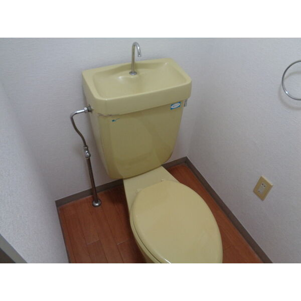 ガーデンコート新栄のトイレ