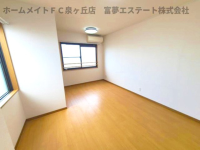 【居間・リビング】 | グレイス西山台 | ※イメージ　同物件別号室の写真