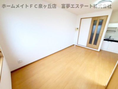 【居間・リビング】 | グレイス西山台 | ※イメージ　同物件別号室の写真