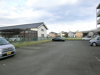 ボーネンＫの駐車場