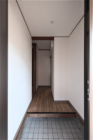 【玄関】