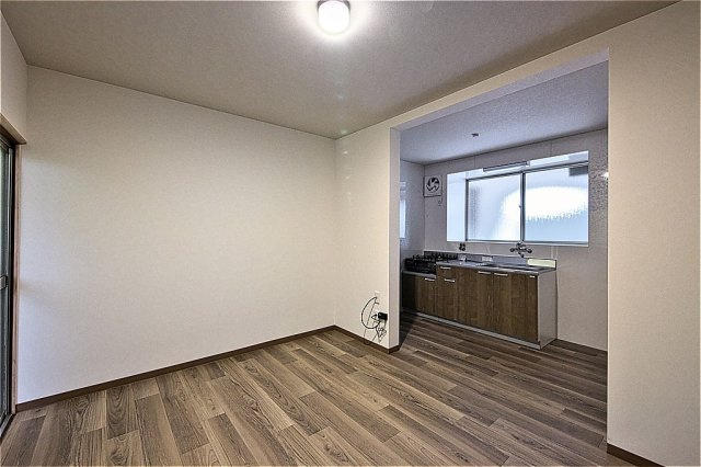 【居間・リビング】