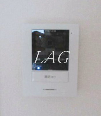 【セキュリティ】 | トレーヴォ | モニター付きインターフォンです。