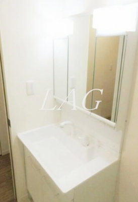 【独立洗面台】 | トレーヴォ | 独立洗面台です。