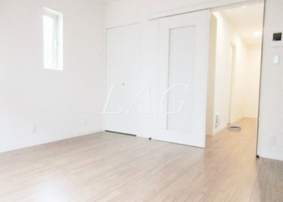 【居間・リビング】 | トレーヴォ | 洋室のお部屋です。