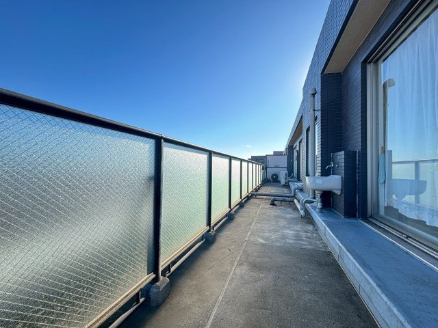 府中市北山町４丁目の中古マンションのバルコニー