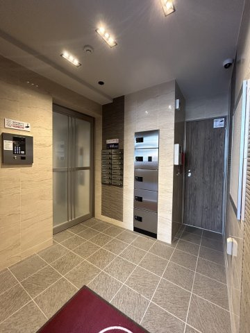 【エントランス】