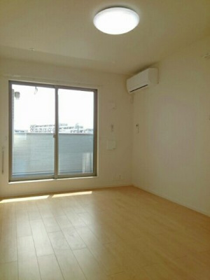 【居間・リビング】 | グランベルテⅤ | 使いやすいリビングです