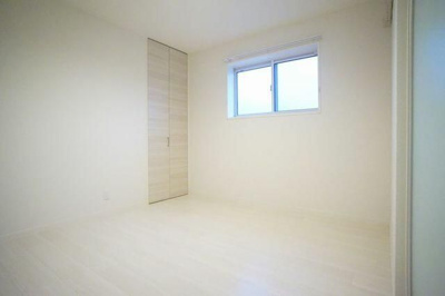 【寝室】 | 大門ベレオⅢ | 開放的な寝室です