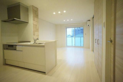 【居間・リビング】 | 大門ベレオⅢ | おしゃれな居間です