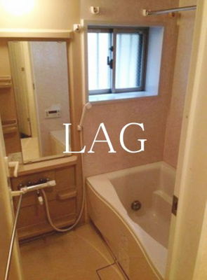 【浴室】 | エスコートノヴェル白金高輪 | お風呂です。