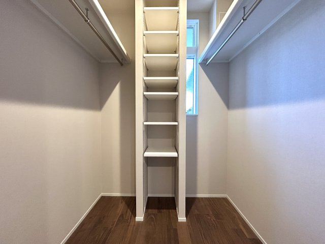 中古住宅　一日市場4丁目の玄関