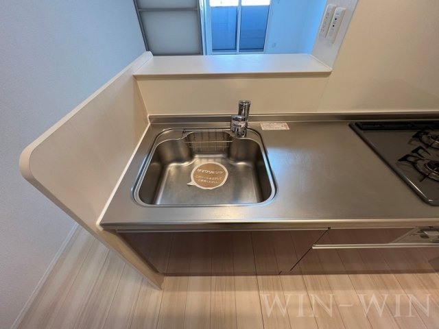 ヴェール柱のキッチン