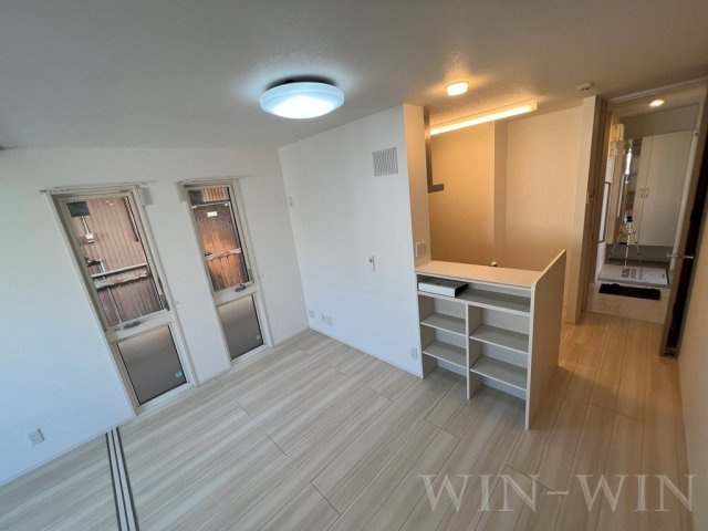 ヴェール柱の居間・リビング