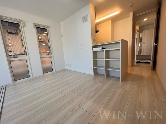 ヴェール柱の居間・リビング