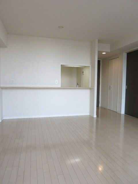 リーフコンフォート新小岩の居間・リビング