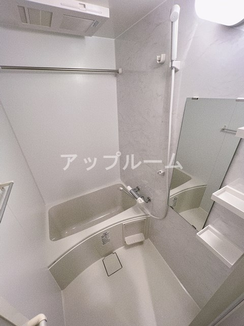 春日井市勝川町６丁目の賃貸マンションの浴室