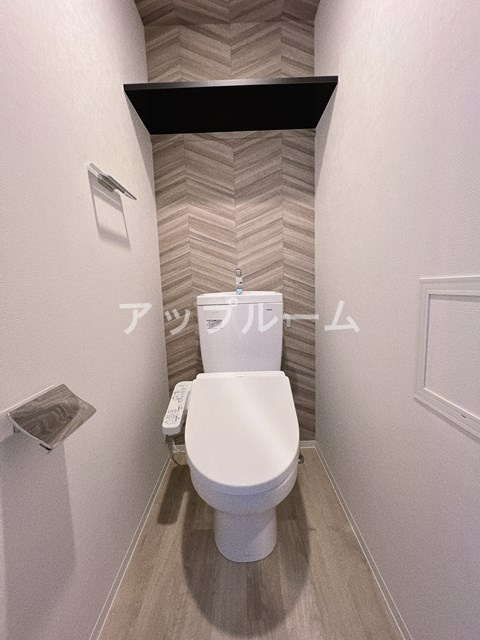 春日井市勝川町６丁目の賃貸マンションのトイレ