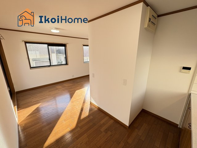 明石市藤江　中古戸建の玄関|【ホームページに現地動画掲載中】●年中無休：当日予約可●オプションなどを住宅ローンに組込む事も可能