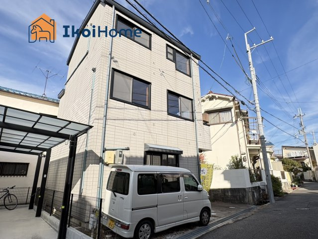 明石市藤江　中古戸建の駐車場|ホームページに現地動画掲載中】●年中無休：当日予約可●ヘーベルハウス施工の軽量鉄骨造で安心♪