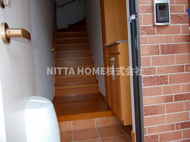 アルカンシエルⅡの玄関|十分なスペースの玄関です★