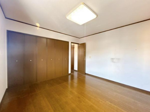 売中古戸建　中央区中島一丁目の洋室