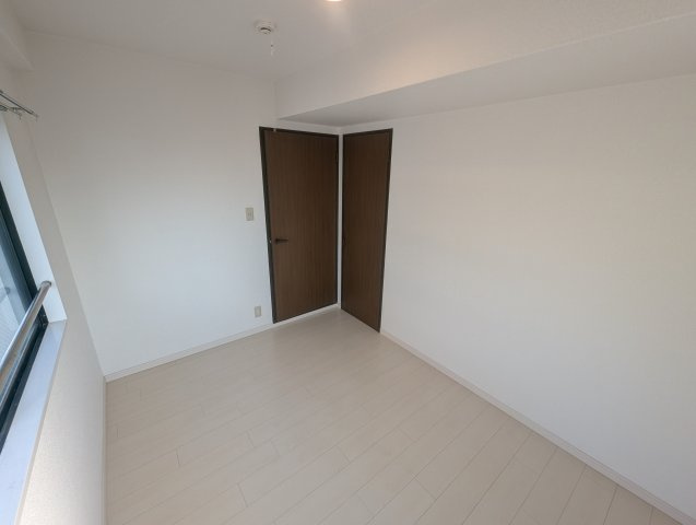 パークモダン伊丹の洋室