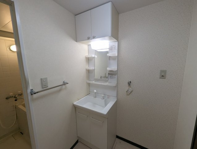 パークモダン伊丹の独立洗面台