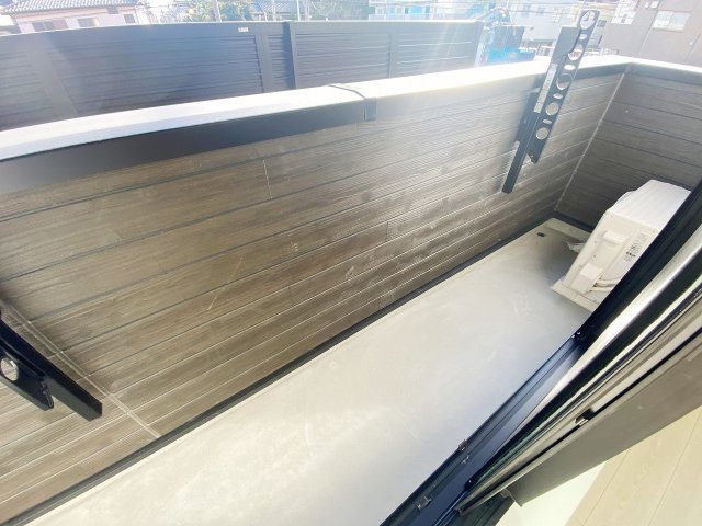 エクセラン中浦和のバルコニー