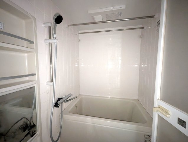 パークモダン伊丹の浴室