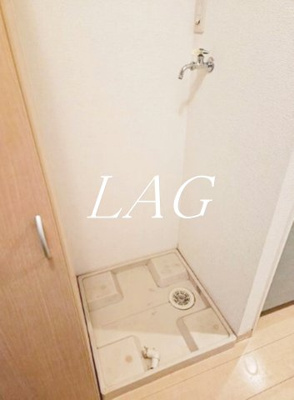 【設備】 | コーポ・サンロード | 室内洗濯機置場になります。