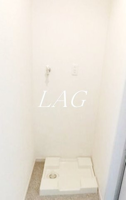 【設備】 | サウスゲート金子 | 室内洗濯機置場になります。