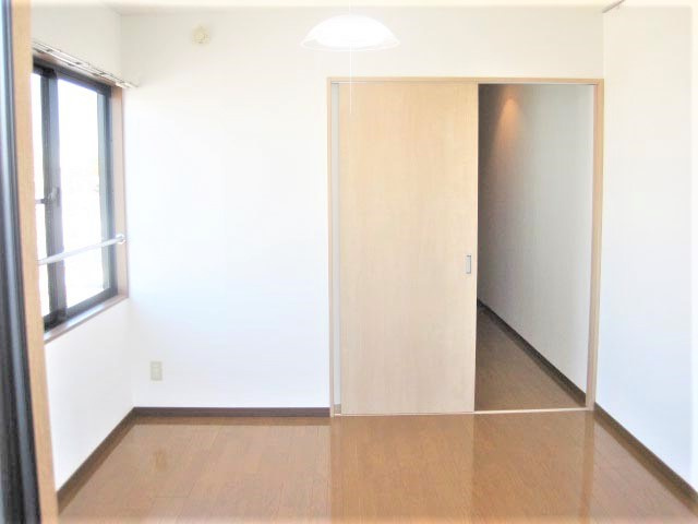 プレミールＳの寝室|別のお部屋の写真です