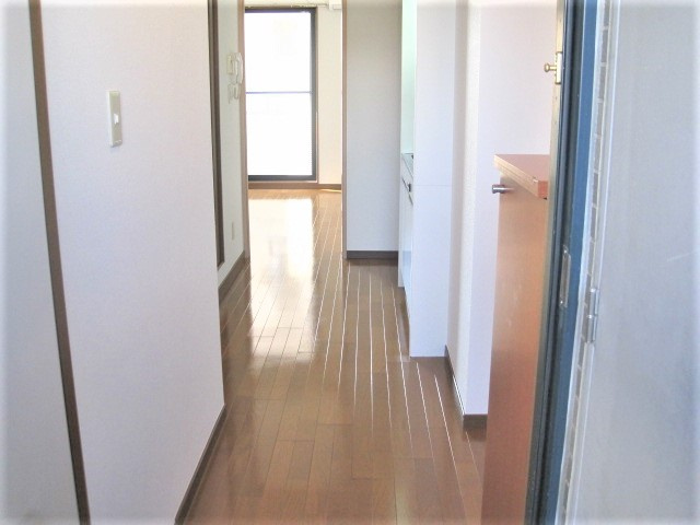 プレミールＳの玄関|別のお部屋の写真です