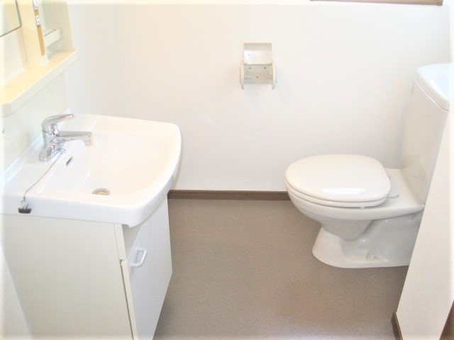 プレミールＳのトイレ|別のお部屋の写真です