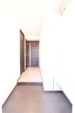 エール中島（１Ａ）の玄関