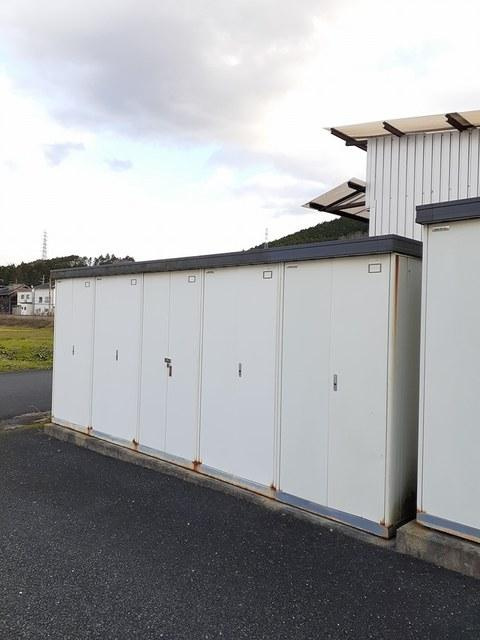 ミップルハウスＡのその他共用部分|スタッドレスタイヤ保管に便利な外部物置付き♪