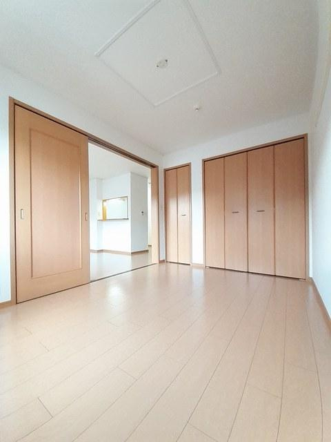 ミップルハウスＡの寝室|全室フローリングのお部屋です( ^)o(^ )