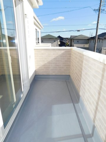 津島市江東町２丁目の新築一戸建のバルコニー|◇バルコニー◇　　陽当り良好なワイドバルコニー♪