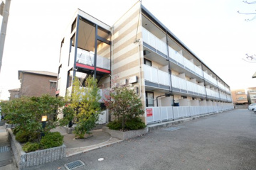 宅配BOX付きで便利です♪