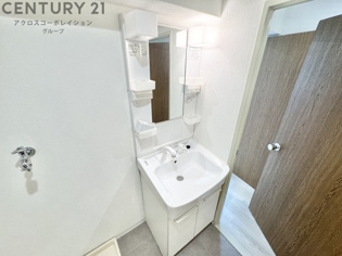 綺麗で明るい洗面所