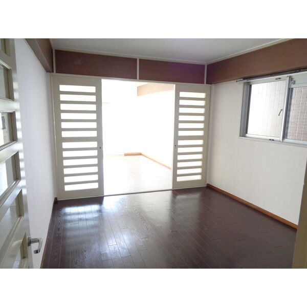 東和マンション広小路の居間・リビング