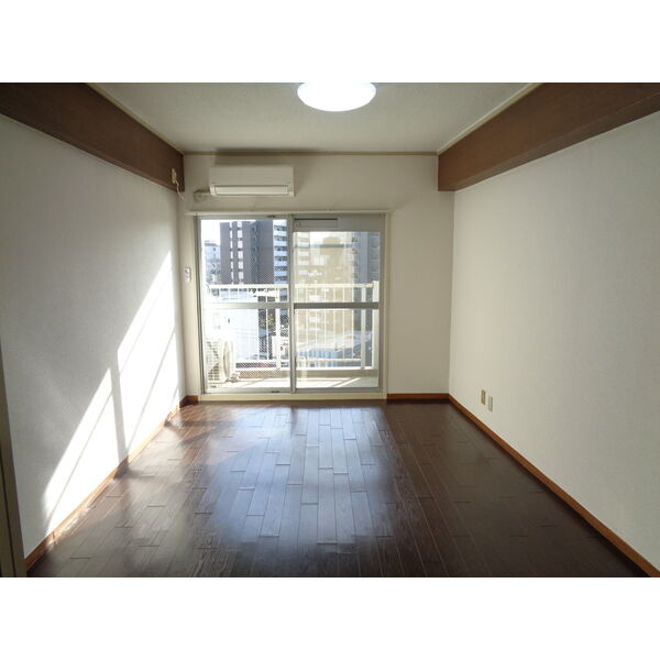 東和マンション広小路の居間・リビング