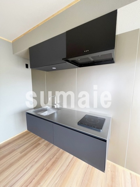 エトワール大成町のキッチン|スタイリッシュなキッチンです。