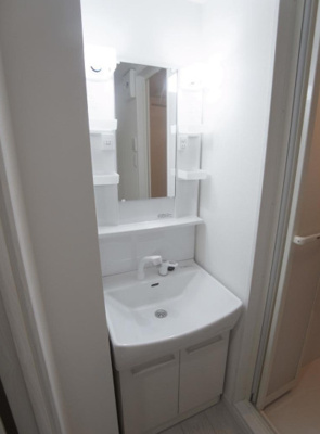 【洗面所】 | Leonis