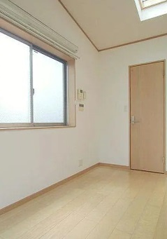 【居間・リビング】 | グロリアスコート